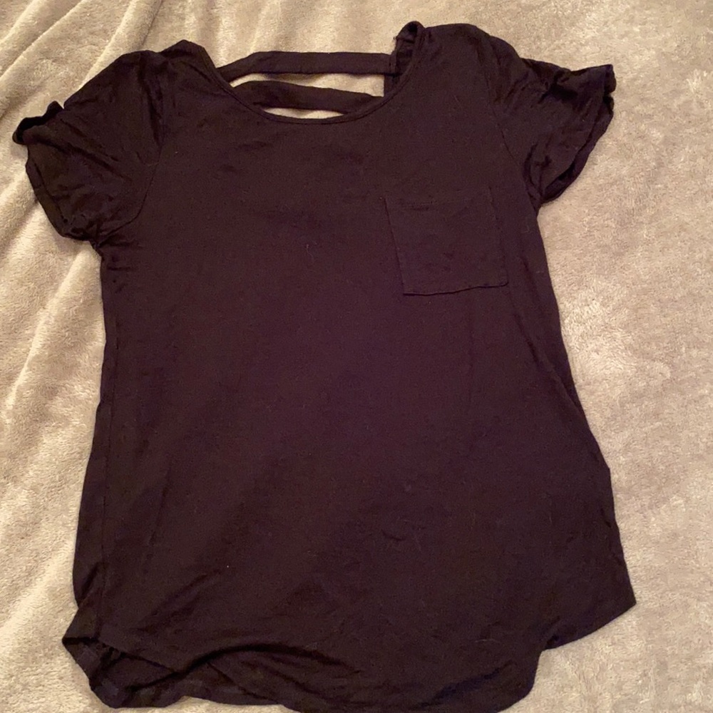 this is a size small shirt from zenana outfitters